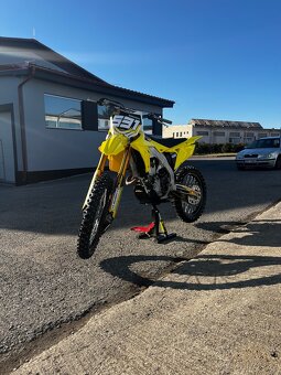 Suzuki RMZ-250 - 4