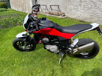 Husqvarna Nuda 900 R - 4