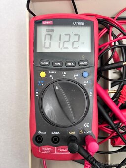 UNI-T UT60B - multimetr - 4