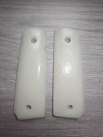Střenky/pažbičky Colt 1911 resin/sklo - 4