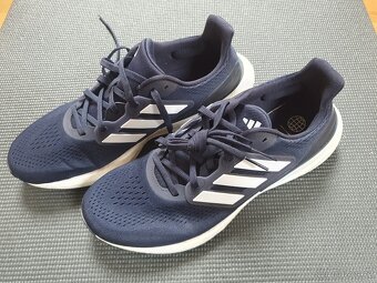 Běžecké boty ADIDAS Pureboost 23 - 44 2/3 - 4