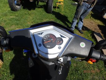 Skútr MAXON Adour 125 - 4