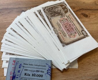 RARITNÍ BALÍČEK 100 Kčs 1953 s bankovní páskou UNC - 4