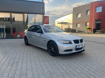 BMW 3 E90 - 4
