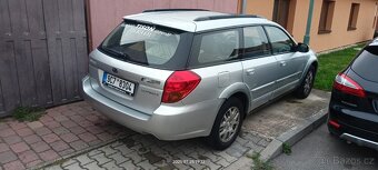 Subaru Legacy Outback - 4