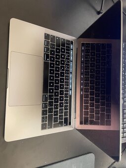 MacBook Pro 2019 i5/16GB RAM/512GB SSD/Touch Bar - 4