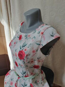 společenské šaty vel. 36 - 4