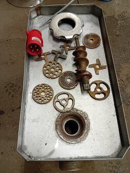 Řeznický mlynek na maso - 4