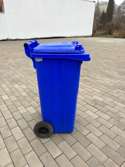 Plastová popelnice 120 l. - 4