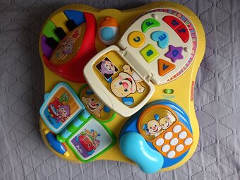 Fisher Price interaktivní stoleček - 4