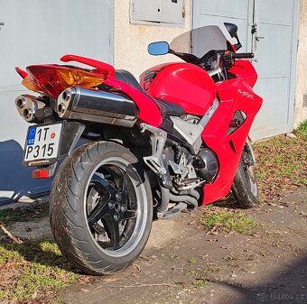 Honda VFR 800 VTEC - 4