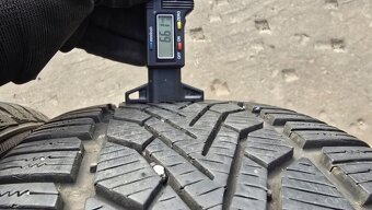 Zimní pneu 215/55/17 Semperit - 4