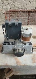 Motorek na gril na 220V - 4