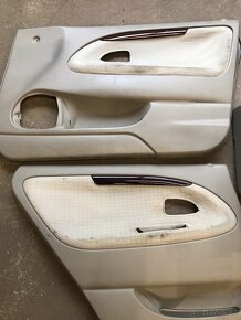 Prodám část interiéru na Volvo V40 - 4