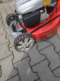 Motorová sekačka Hecht - 4