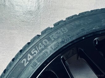 TOP zimní kola Cupra Formentor R19 originál - 4