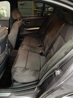 BMW e90 330d M-paket - 4