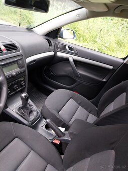 Prodam Škoda octavia 2 1,6mpi combi - 4