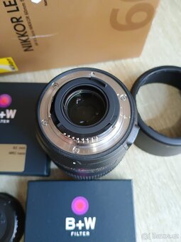 Nikon AF-S Micro NIKKOR 60mm f/2.8G ED+ - 4