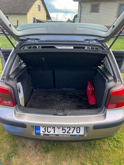 Volkswagen Golf lV 1.6 16V 77 kw - 4
