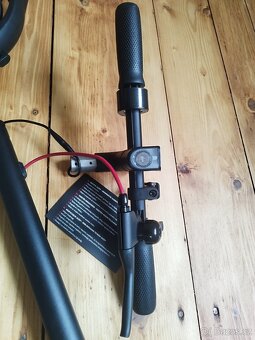 Elektrokoloběžka Sencor Scooter S30 - 4