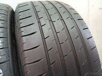 Letní pneu 255/45/19 Nexen - 4