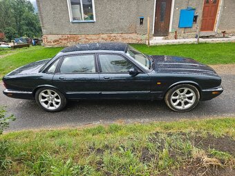 JAGUAR XJR 308 - 4