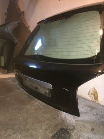 Audi A3 8l černá vrata / 5. dveře - 4