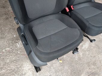Škoda Yeti sedadla / sedačky přední a zadní + stropnice - 4