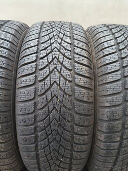 Sada zimních pneu 205/55/16.Dunlop - 4
