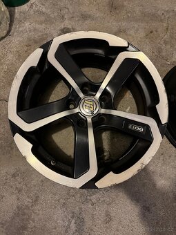 Prodám alu kola na Renault 17r - 4