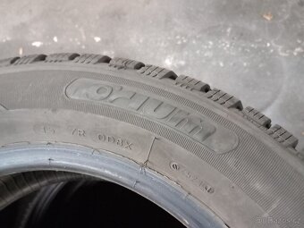 Zimní pneu 205/60/16 - 4