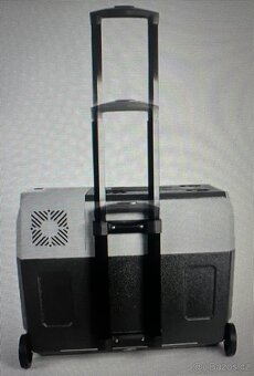 Prodám autoledničku kompresorovou 12/24V a možno i 230V - 4