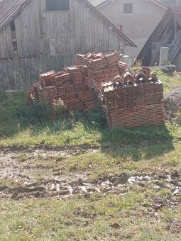 Prodám střešní tašky - 4