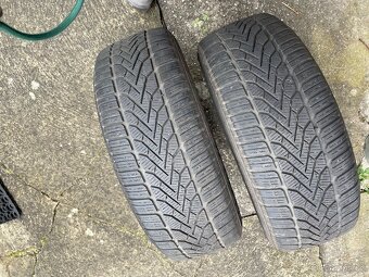 215/60/16 zimní - 4