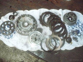 Triumph Sprint 955i ST r. 2000-díly - 4