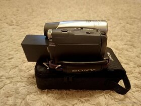 Videokamera Sony Handycam DCR-HC27E (MiniDV) ZAMLUVENO - 4