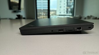 Lenovo ThinkPad x270 12,5" - 4