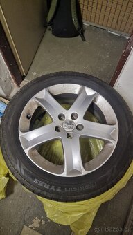 Kola Peugeot - 4