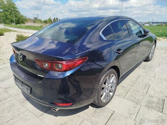 Mazda 3 Comfort+ 2,0 90 kw-Top stav, servis Mazda, 1 maj. - 4