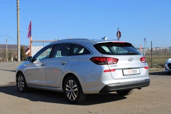 Hyundai i30 1,6CRDi 85KW, STYLE, ZÁRUKA, DPH, r.v. 2020 - 4