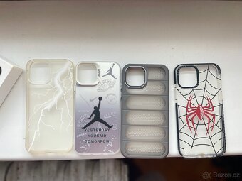 iPhone 12 - 4