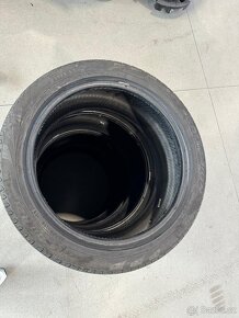 Pneu letní Pirelli 285/40 R21 2 kusy - 4