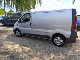 Opel Vivaro 2.0 DCi tažné 3místa - 4