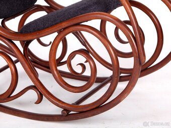Prvorepublikové houpací křeslo THONET. - 4