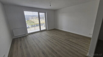 Prodej bytu 1+kk 45 m² Dukelská, Benešov - 4