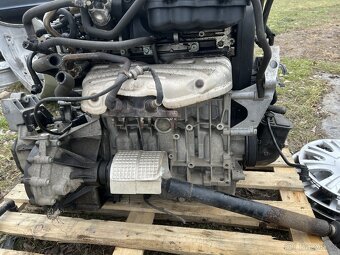 Motor s převodovkou Škoda Octavia 1.6i BGU - 4