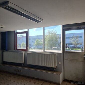 Dílna 400 m2 s parkovací plochou 2000 m2 - 4