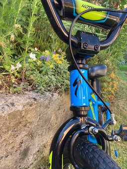 Prodám dětské kolo Specialized Hotrock 16” - 4