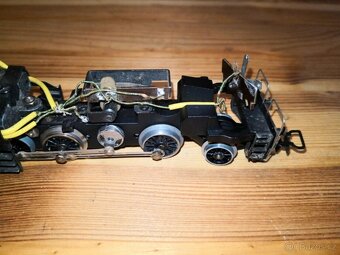 Märklin CCS 800 kompletní podvozek úhlové držáky lamp Pils 1 - 4